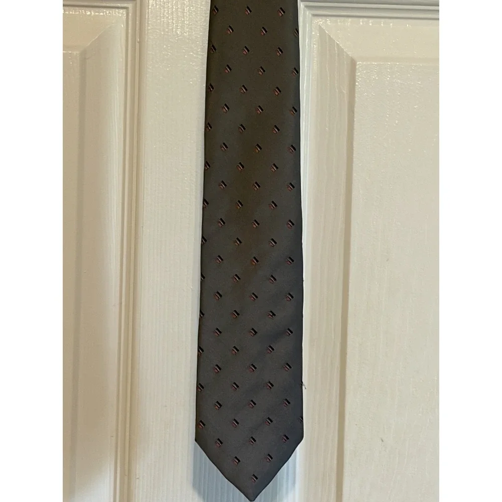 Royal Knight Gray Neck tie, Men's Neck tie, Grey with burgundy and black design